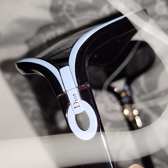 Dior sunglasses 💯 Authentic - Picture 11 of 13